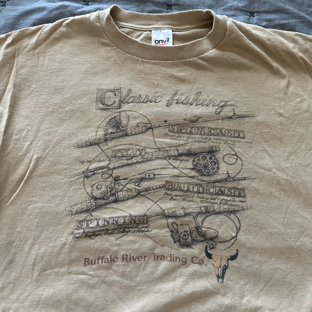 Vintage fishing tee
